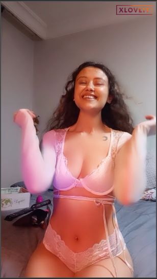 BigAss ifşa HD Yayında dans edip yerinde duramadı