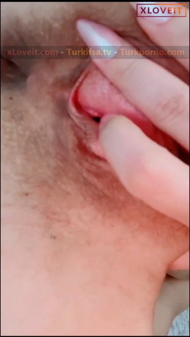 Tango Ulyana ifşa olgun Rus amcık parmakladı